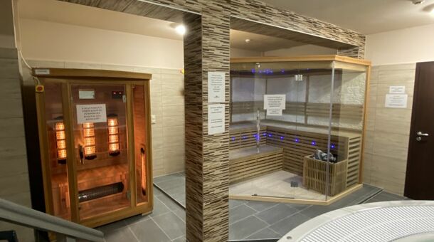 Royal Hotel***
