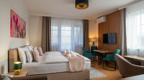 Holdvirág Hotel