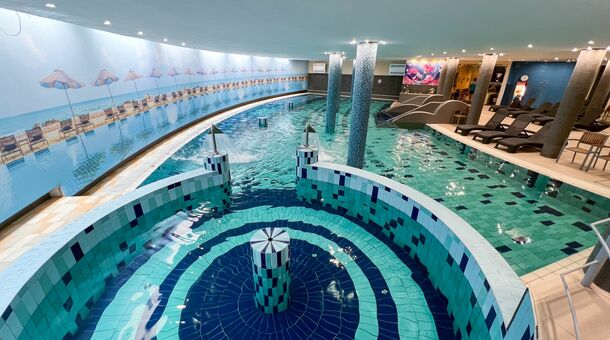 CE Plaza Hotel****