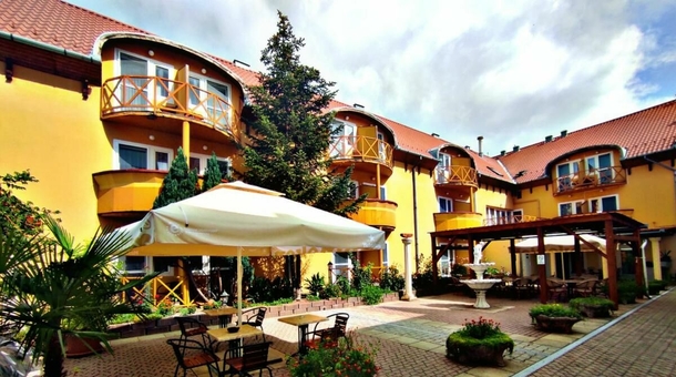 Átrium Hotel***