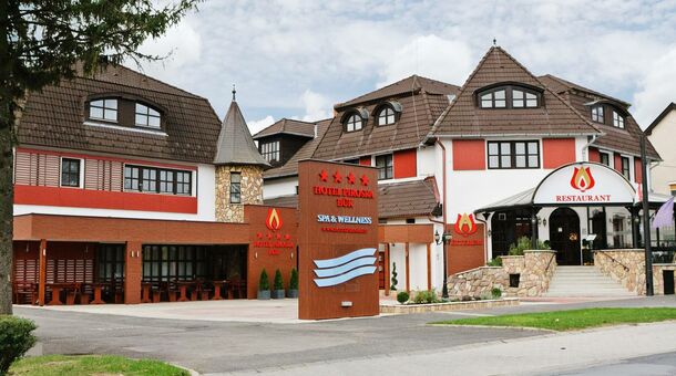 Hotel Piroska****