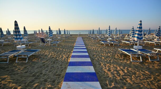 Nyári fürdőzés Bibione tengerpartján!