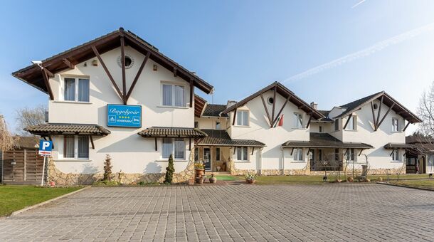 Bagolyvár Étterem & Vendégház & Wellness