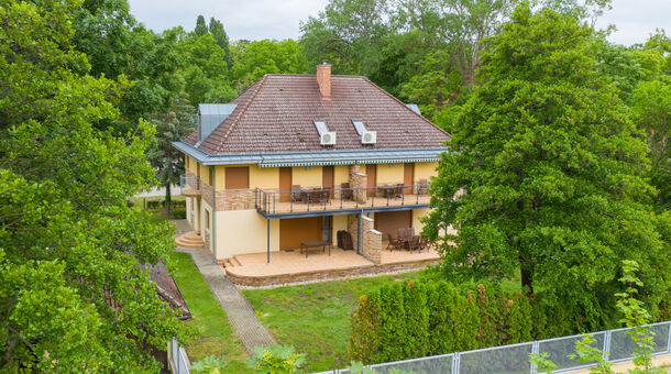 Villa Apartman***