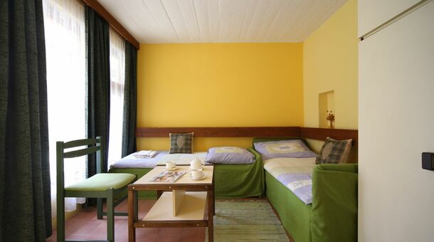 Hotel*** Melis
