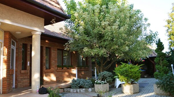 Gyula Wellness Villa