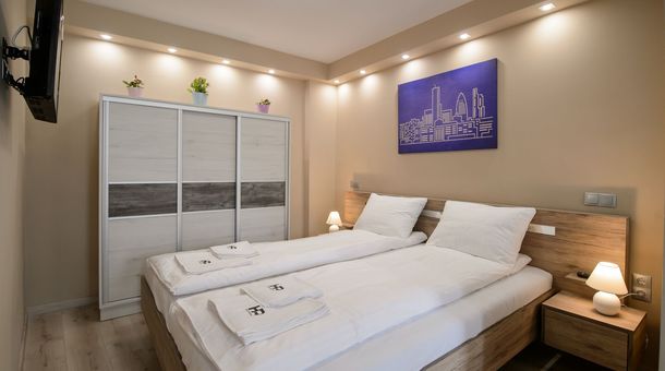 HR Apartmanház