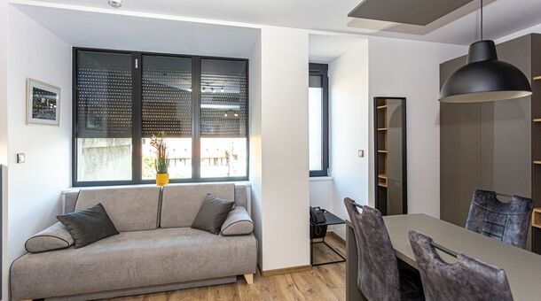 R73 Residences****