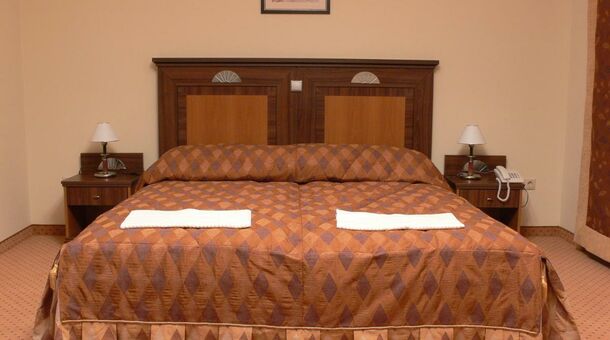 Öreg Miskolcz Hotel**** & Étterem