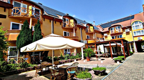 Átrium Hotel***
