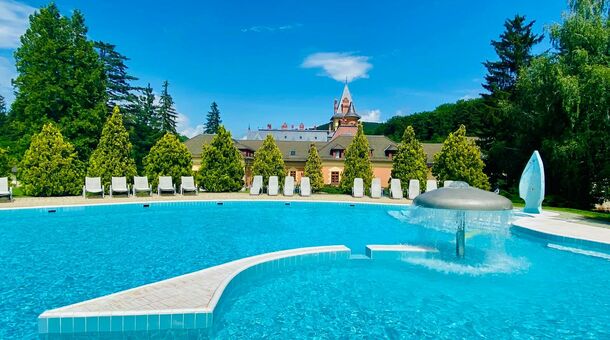 Kastélyhotel Sasvár Resort