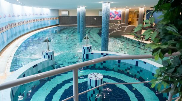 CE Plaza Hotel****