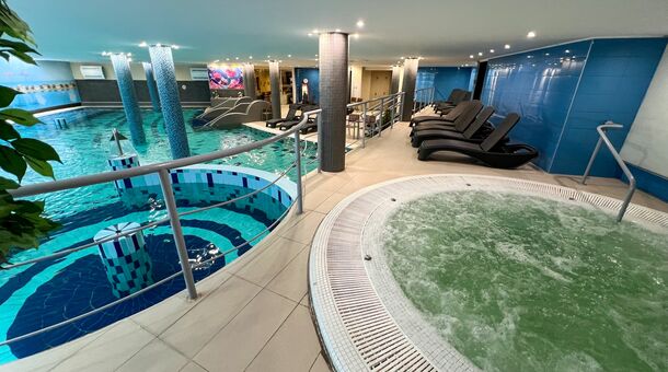 CE Plaza Hotel****