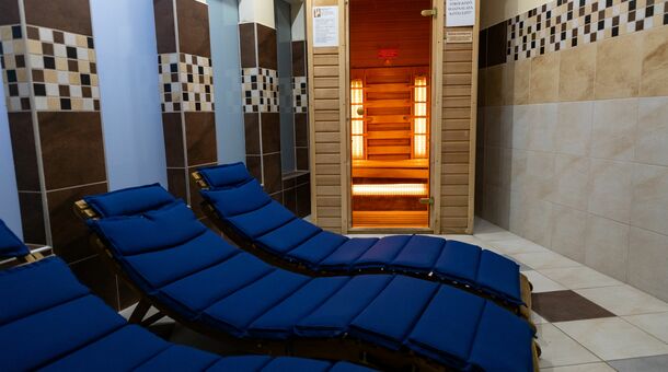 CE Plaza Hotel****