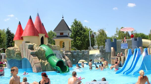 Hotel Aurum Family****