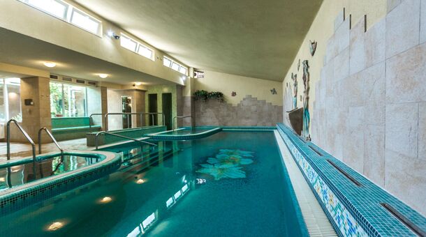 Elizabeth Hotel****