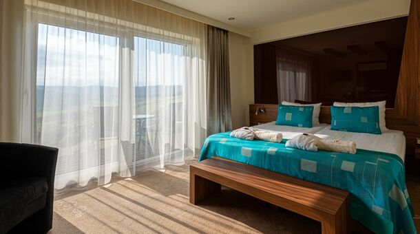 Castellum Hotel Hollókő****