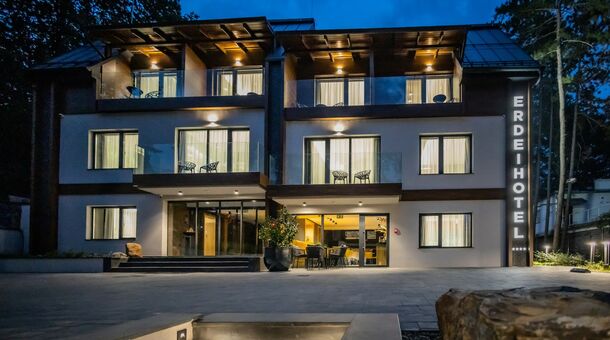 4 Évszak Erdeihotel****