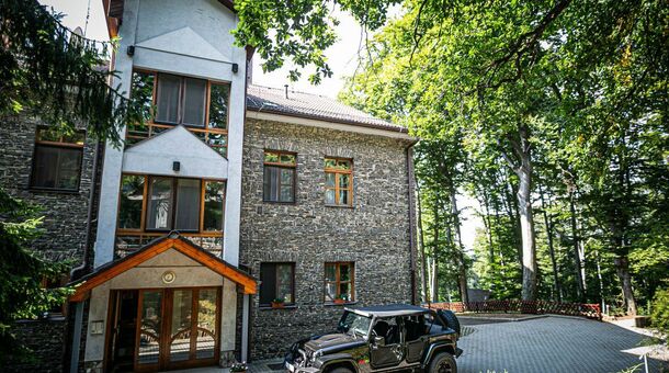 4 Évszak Hegyihotel***