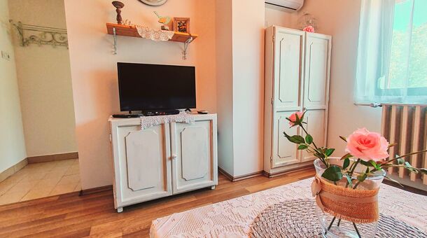 Elisoria Apartmanház