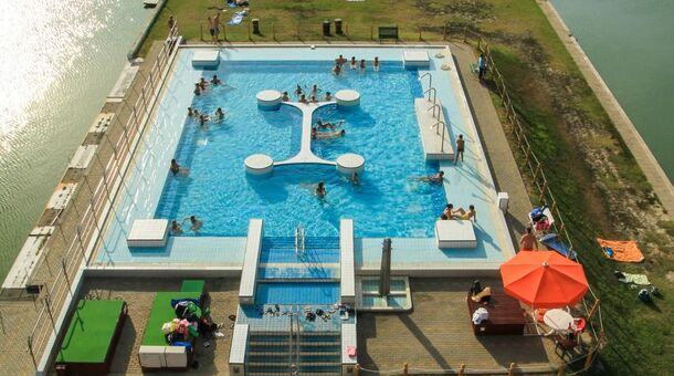 Hotel Corvus Aqua