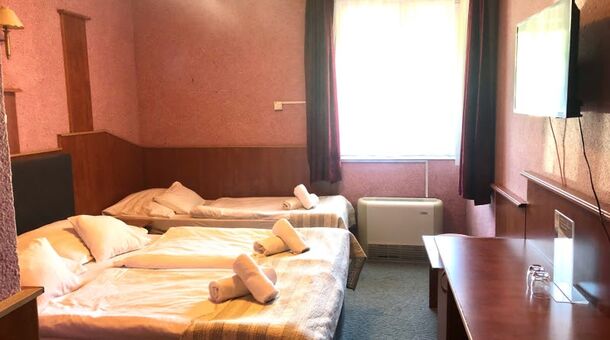 Bagolyvár Étterem & Vendégház & Wellness