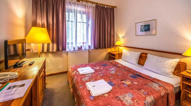 Bakony Hotel