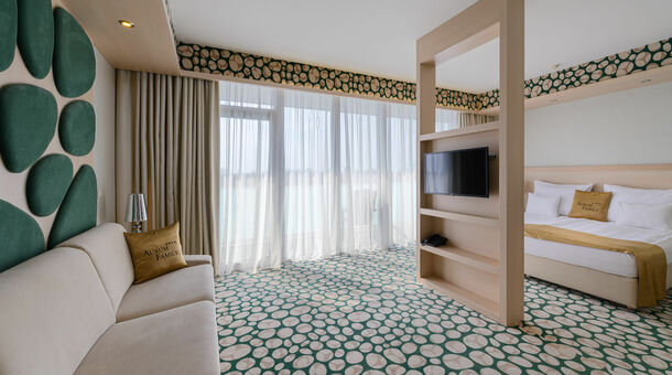 Hotel Aurum Family****