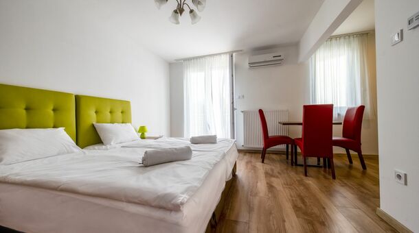 Veritas Apartmanház