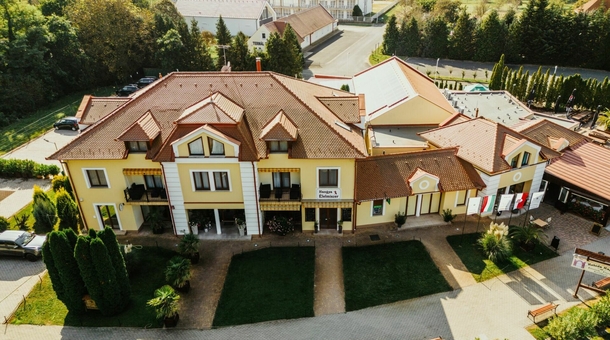 Szerencsemák Panzió