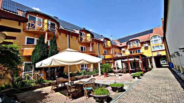 Átrium Hotel***