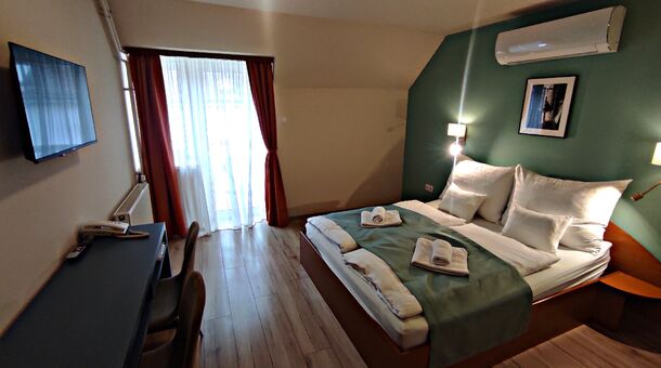 Átrium Hotel***