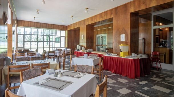 Hotel Sirály