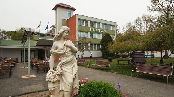 Komfort Hotel Platán