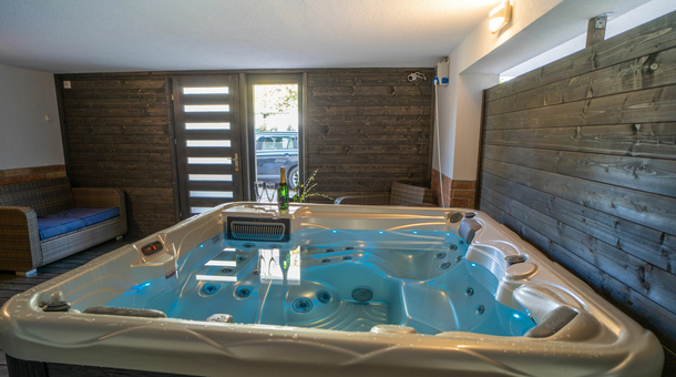 4 Ász Deluxe Apartman