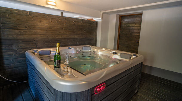 4 Ász Deluxe Apartman