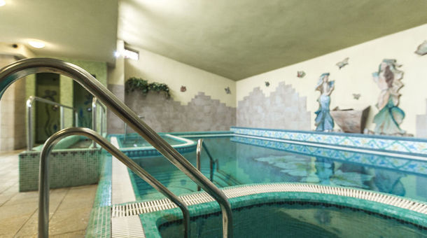 Elizabeth Hotel****