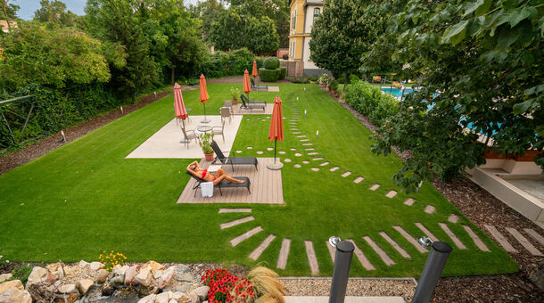 Elizabeth Hotel****
