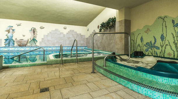 Elizabeth Hotel****