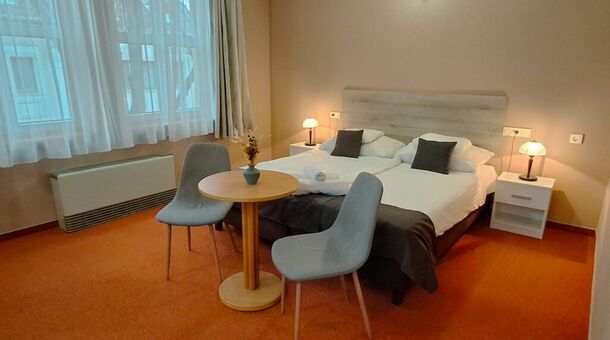 Hotel Unicornis***