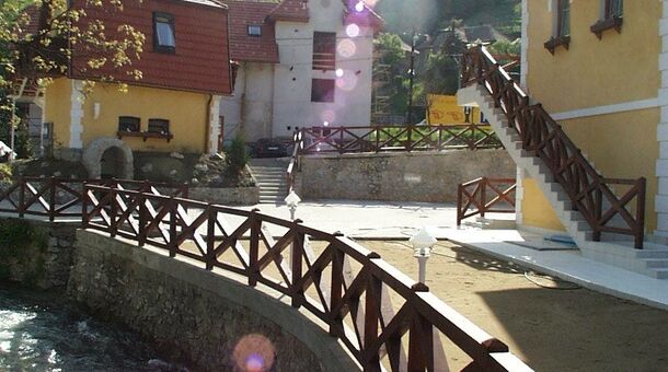 Hotel Szeleta***