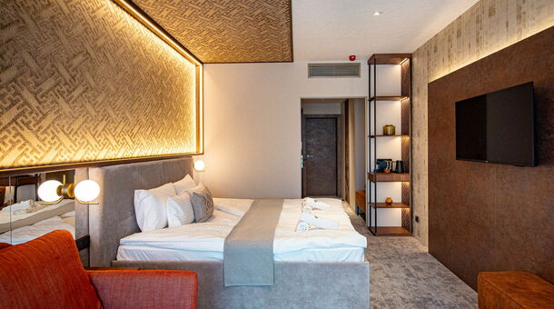 Bordűr Wellness Hotel**** Superior & Szőnyegmúzeum