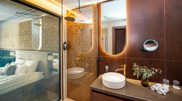 Bordűr Wellness Hotel**** Superior & Szőnyegmúzeum
