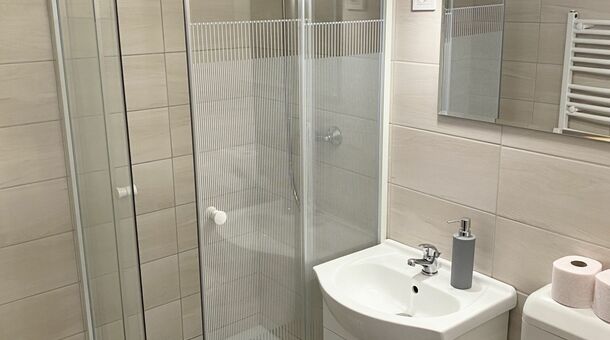 Megnyugtat-lak Apartmanház