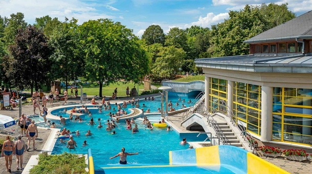 Jonathermál Panzió és Kemping