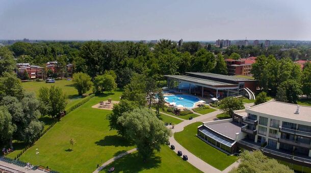 Hotel Azúr****