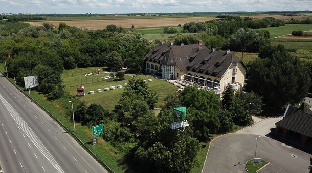 Hotel Família