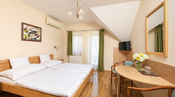 Ametiszt Hotel