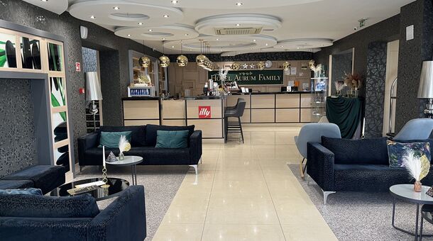 Hotel Aurum Family****