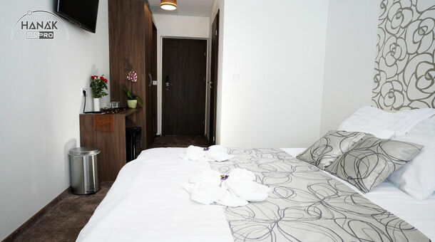 Hotel Írisz